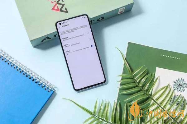 iqoo5值得入手嗎？旗艦“水桶機(jī)”入手到底虧不虧！