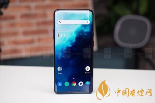 OnePlus8Pro和iPhone11對(duì)比測(cè)評(píng)-哪款更好？
