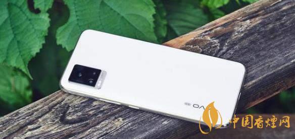 vivoy70s和vivos7哪個(gè)好？vivoy70s和vivos7兩款手機(jī)參數(shù)對(duì)比