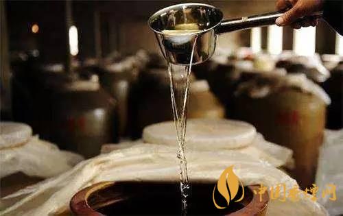 喝醬香型白酒有什么好處 喝醬香酒的好處介紹