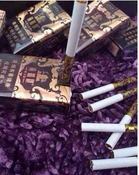 黃鶴樓漫天游，除了短貴沒(méi)別的毛病