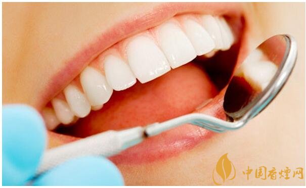 抽煙牙齒黃怎么變白，快速去除煙漬小妙招