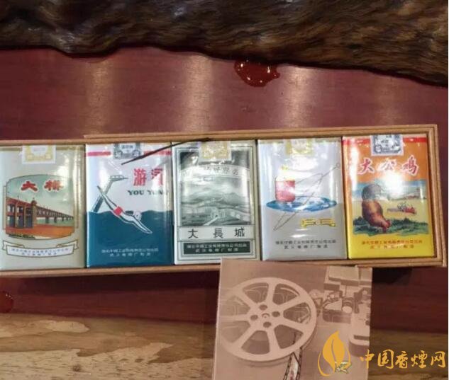 黃鶴樓流金歲月多少錢一條，黃鶴樓懷舊系列香煙